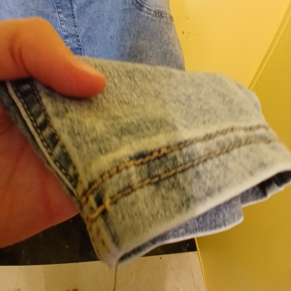 Women's Blue Denim Jeans - Picture 4 of 10